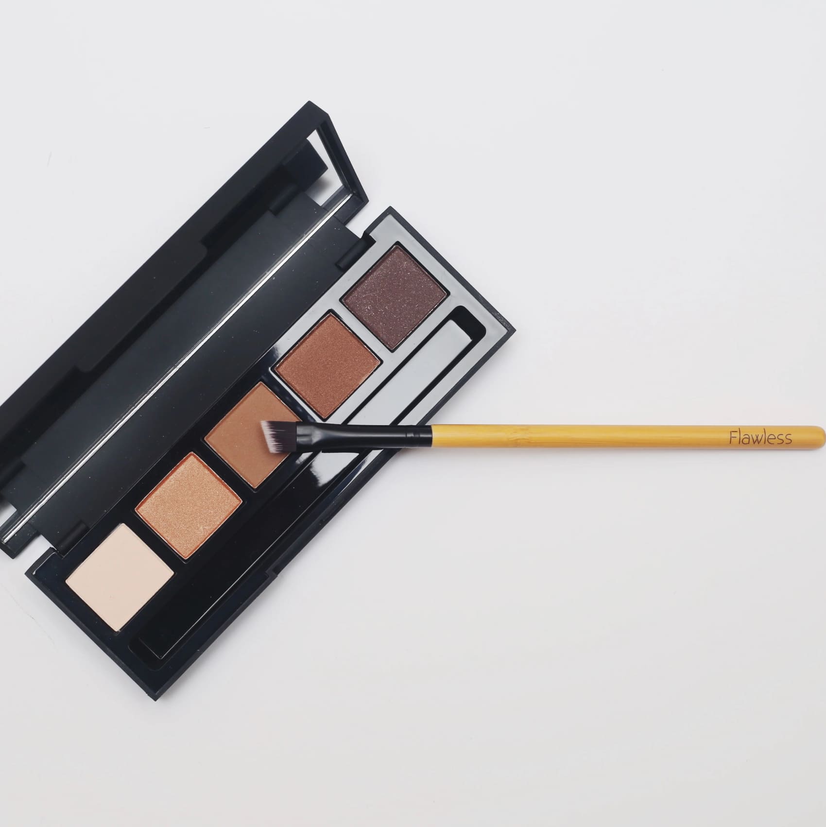 Flawless Eye Brush