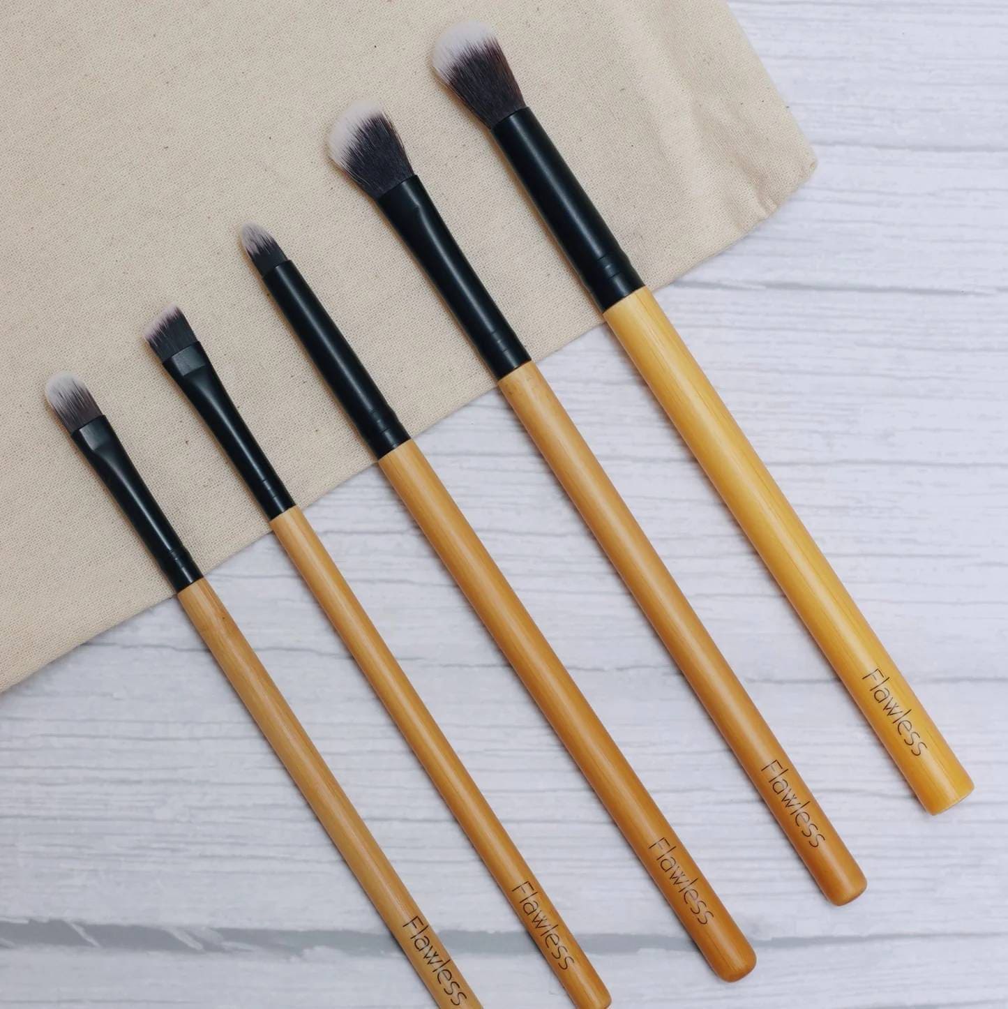 Flawless Eyes Brush set of 5