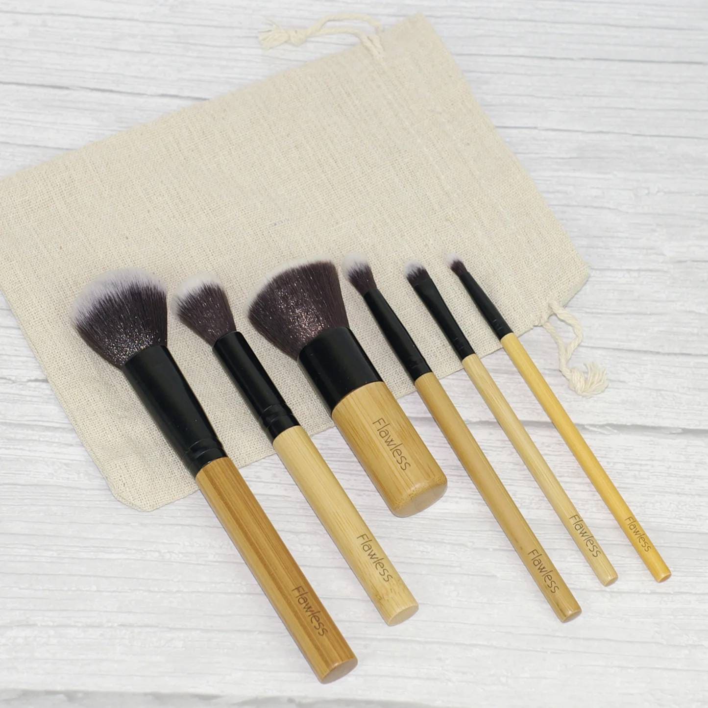 Dewy Skin Bamboo Brush Set