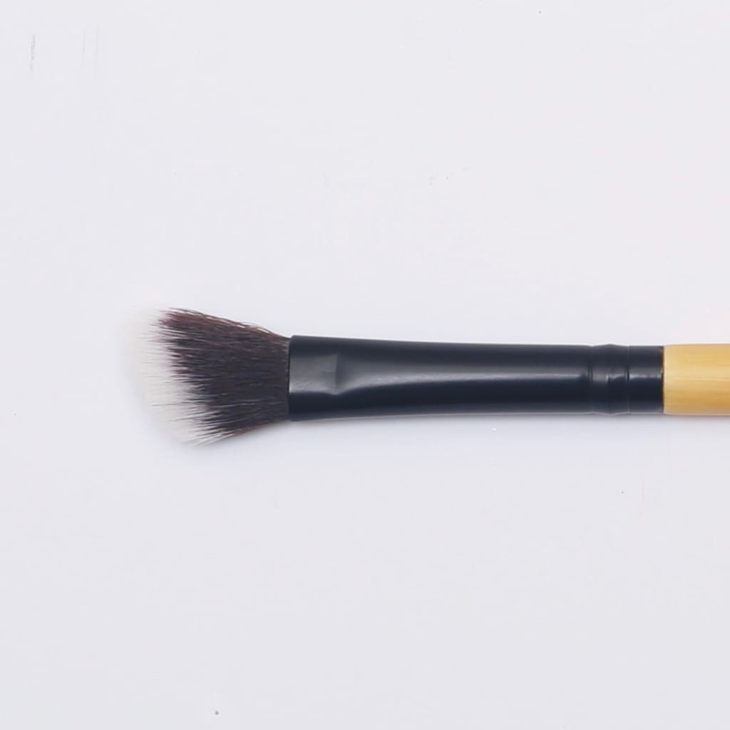 Angled Blending Brush - Vegan Eco friendly Cruelty Free -